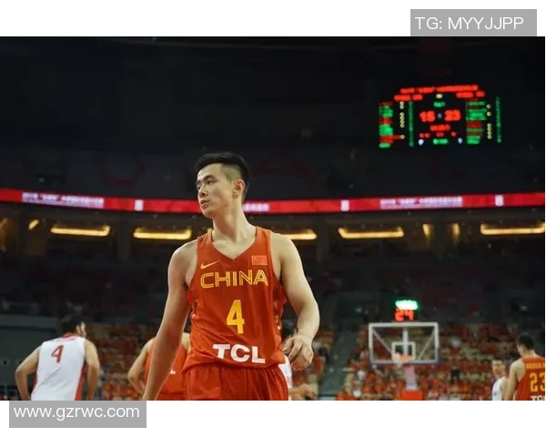 男篮红队中国迎战伊朗全力争胜展现团队精神与竞技风采 男篮红队中国迎战伊朗全力争胜展现团队精神与竞技风采