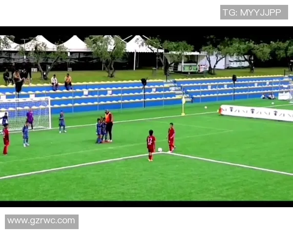 莫斯巴达与克拉斯的激烈对决揭示足球战术的深层次博弈与精彩瞬间