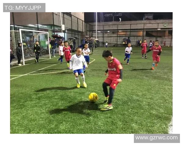 明德小学生足球比赛精彩直播全程回顾与赛况分析